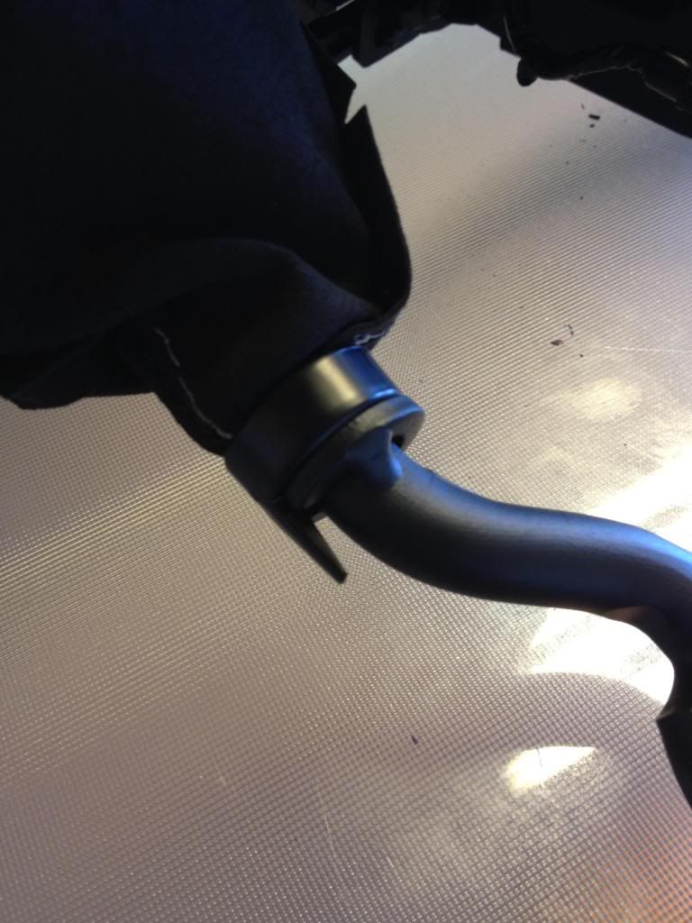 Shift Boot Retainer Color and Install for GT500 Shift Knobs Shelby